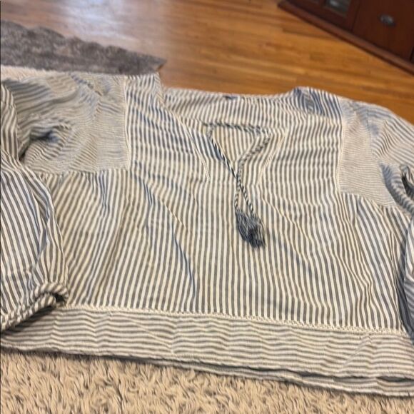 Splendid Gray and White Striped Top - Picture 1 of 9